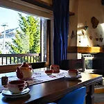 Alpehytte Hostdomus - Imperial Chalet Sestriere
