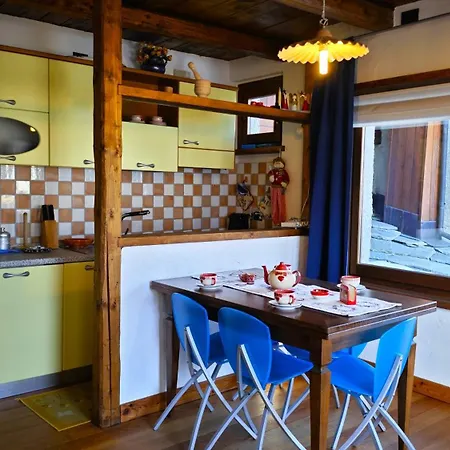 Chalet Hostdomus - Imperial Chalet Sestriere